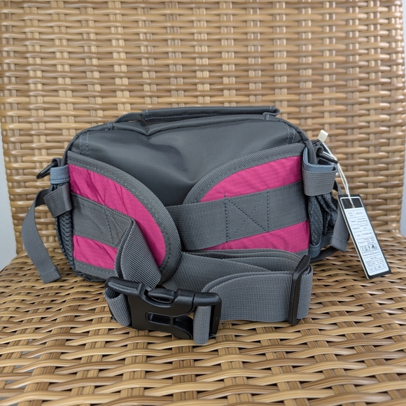 Engyen Pink Gray Fanny Waist Pack Crossbody Bag Water-Resistant Nylon NWT - Picture 3 of 12